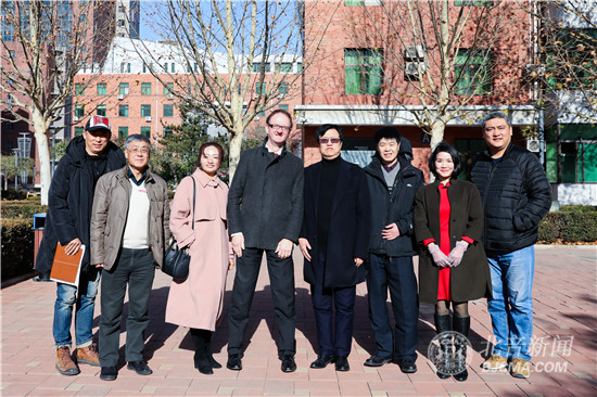 英国胡弗汉顿大学艺术学院John Pymm院长一行来访北京现代音乐研修学院交流合作