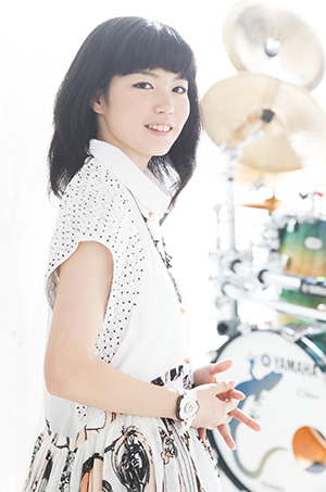 川口千里