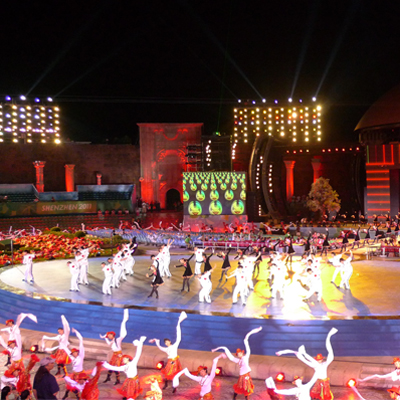 2011年8月23日晚，第26届世界大学生夏季运动会开幕式在深圳世界之窗拉开帷幕。北音国际舞蹈学院的70名许上带着精心编排的《青春节拍》与来自五大洲的青年大学生精彩绽放在大运会开幕式熠熠生辉的世界舞台。