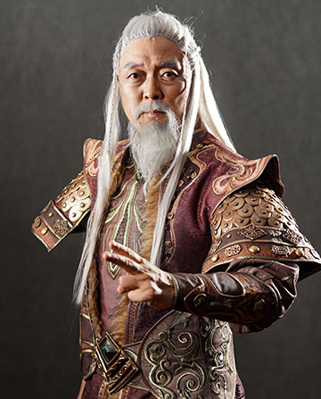 李罡 饰 图登大人