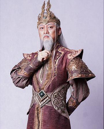 甘泉 饰 图登大人